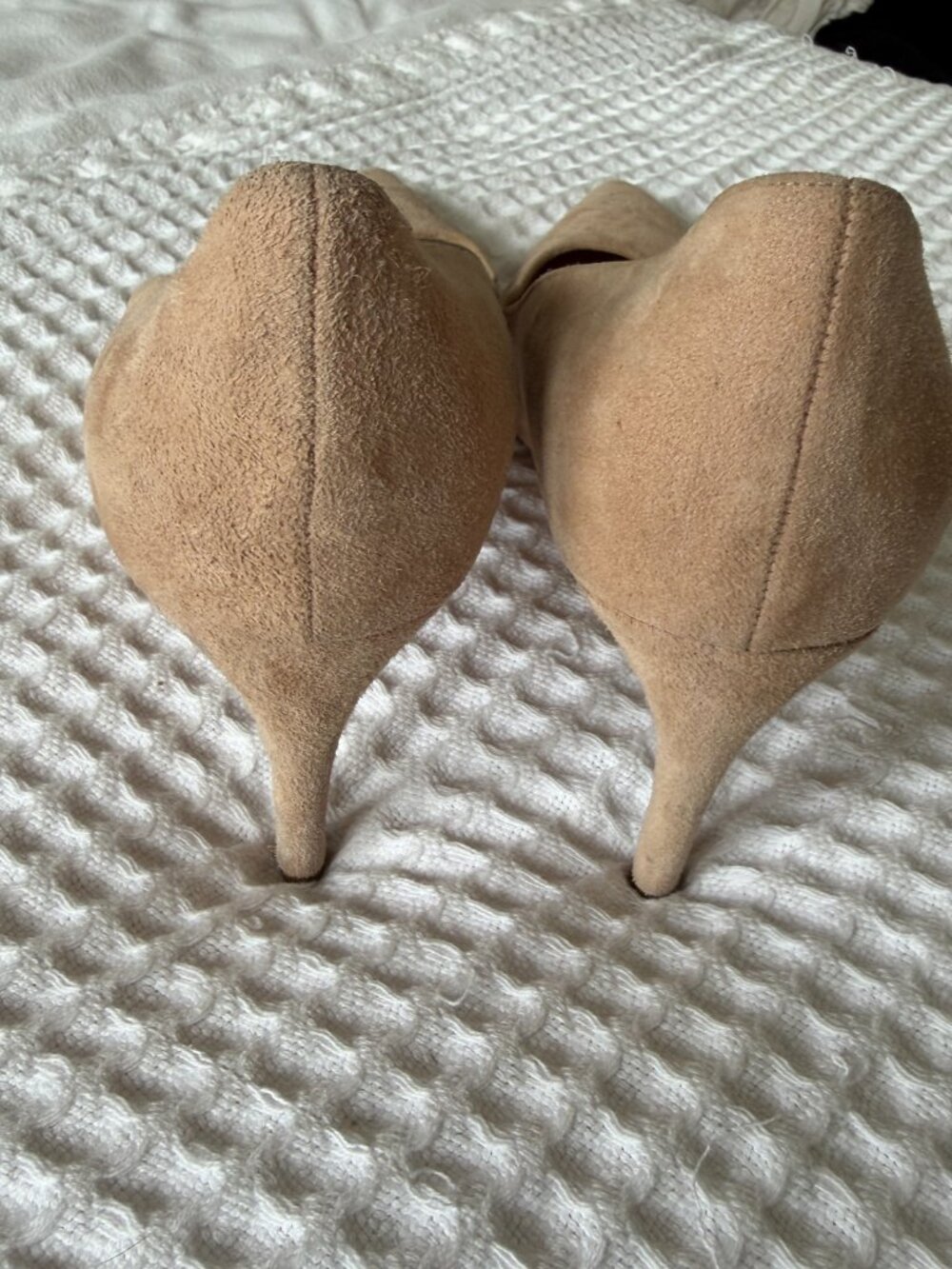 MM LaFleur Vanessa Suede Pumps - Picture 6 of 7